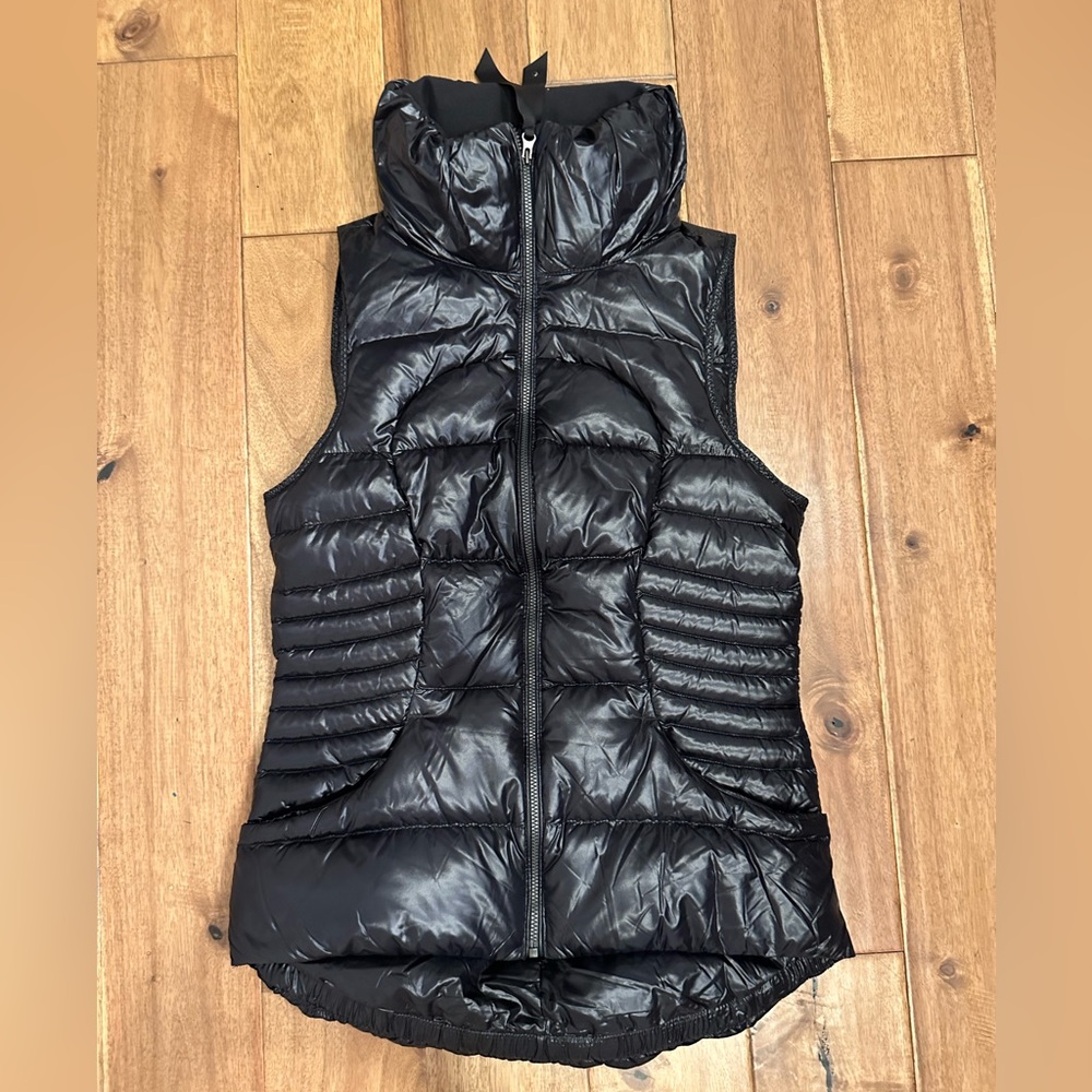 Lululemon vest size 6